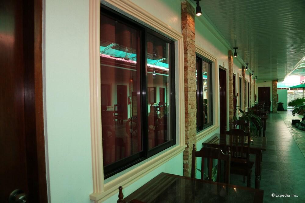 Reddoorz Premium Near Pristine Beach Puerto Princesa Eksteriør billede