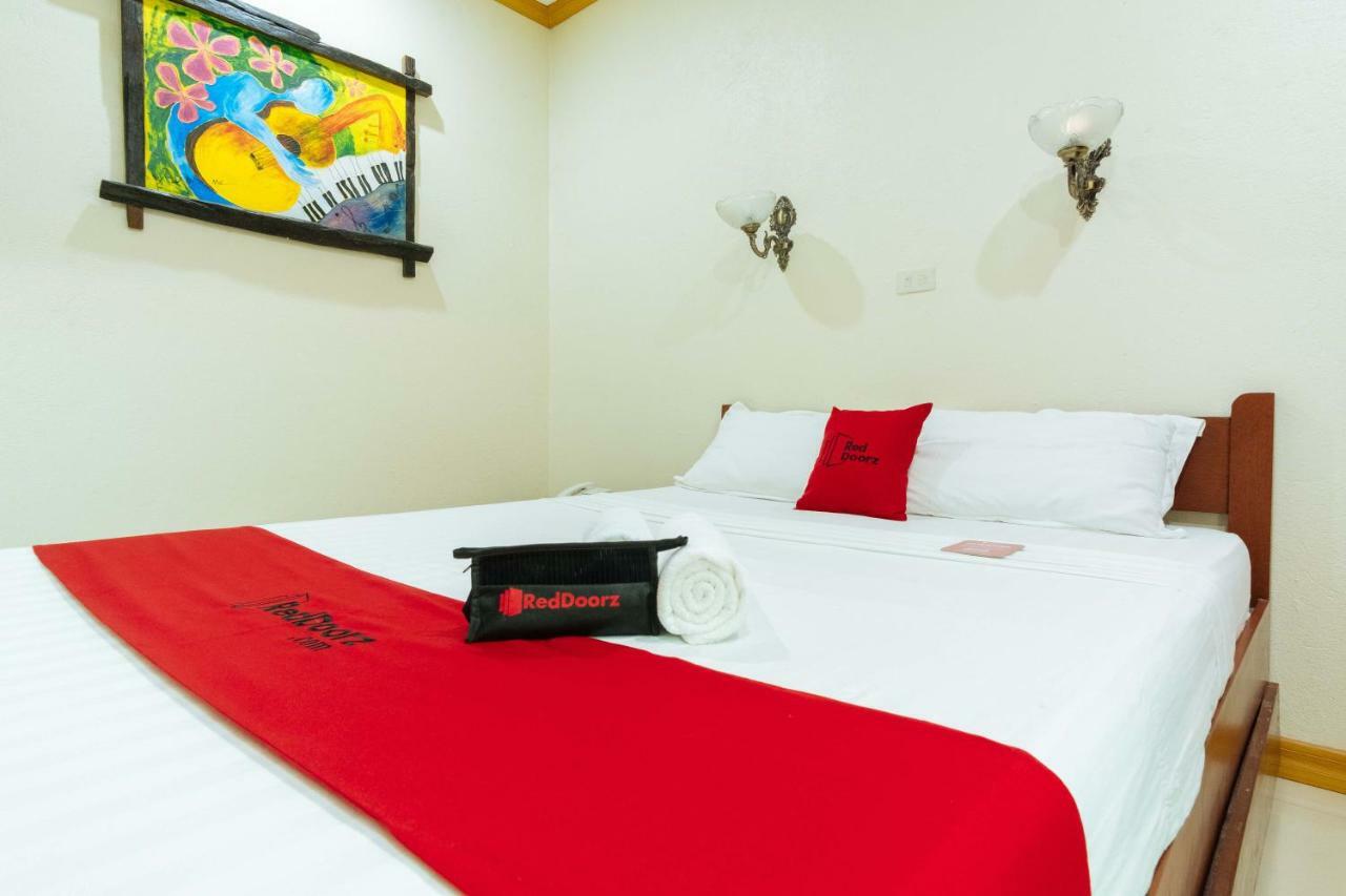 Reddoorz Premium Near Pristine Beach Puerto Princesa Eksteriør billede