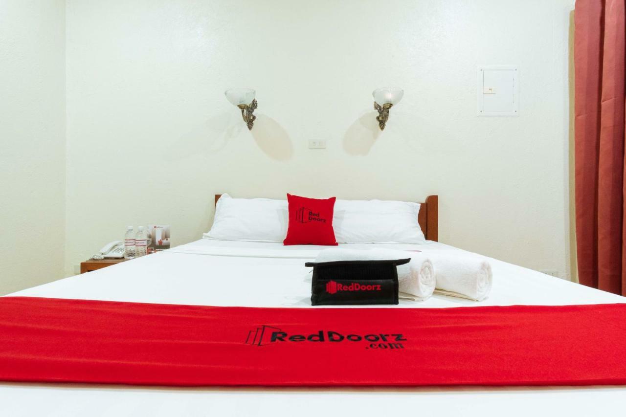 Reddoorz Premium Near Pristine Beach Puerto Princesa Eksteriør billede