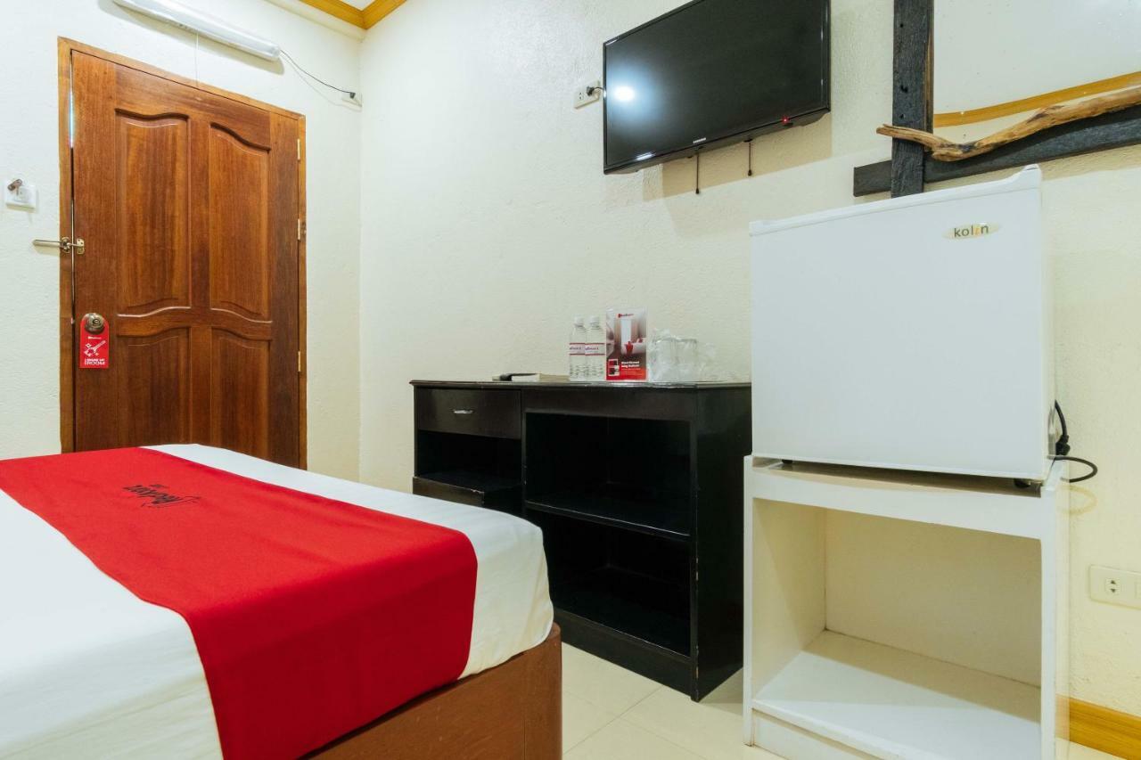Reddoorz Premium Near Pristine Beach Puerto Princesa Eksteriør billede