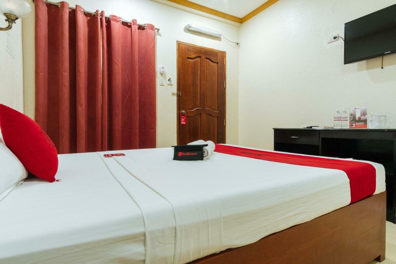 Reddoorz Premium Near Pristine Beach Puerto Princesa Eksteriør billede